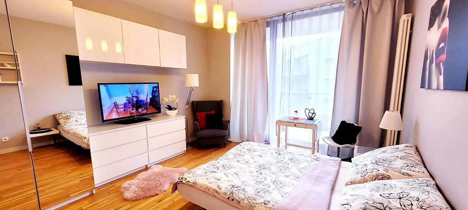 Homecomfort Apartament Romantic Room Varsovia