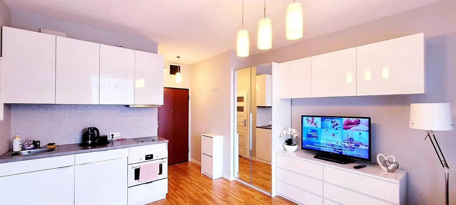Homecomfort Apartament Romantic Room Varsovia 0*,